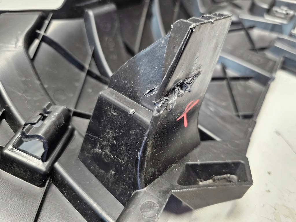 фото №10, Направляющая кронштейн zderzakaprawy bmw ix3 g08 21-23 bev перед m-pakiet