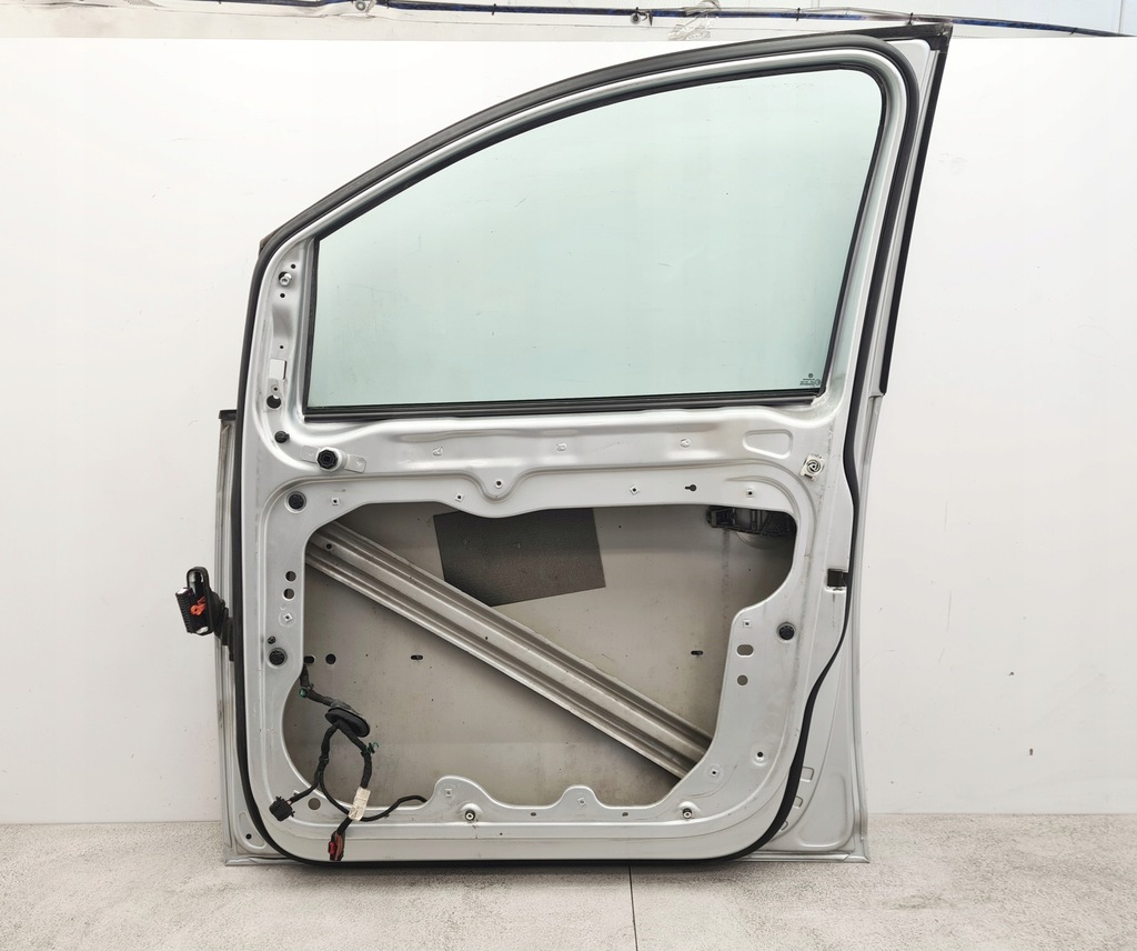 фото №16, Vw touran двері правий перед la7w
