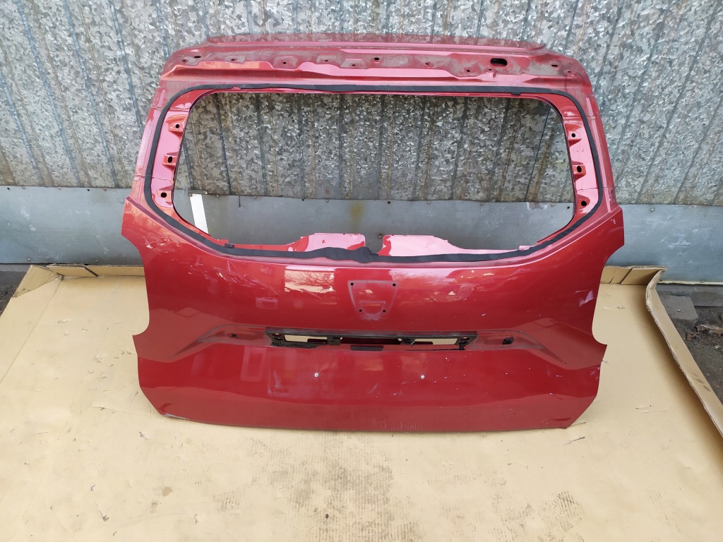 фото №1, Duster ii lift крышка багажника багажника