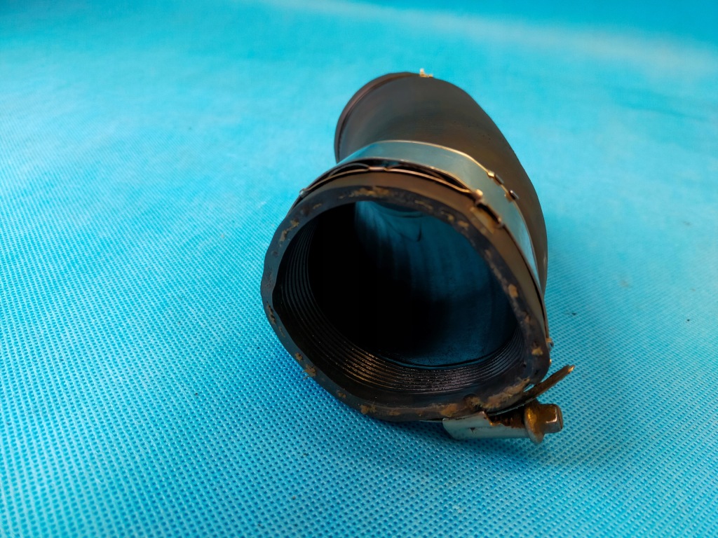 фото №4, Skoda superb 3 iii fl 2.0 fsi 2020 r труба шланг wąż повітря 5q0145792g