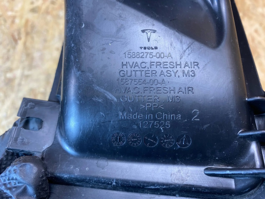 фото №10, Впуск канал воздуховод воздуха tesla model 3 1588275-00-a 2017-