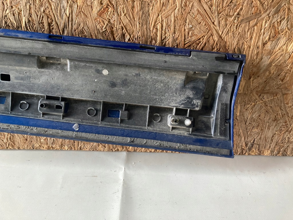 фото №5, Audi q3 8u0853969f молдинг дверь левая