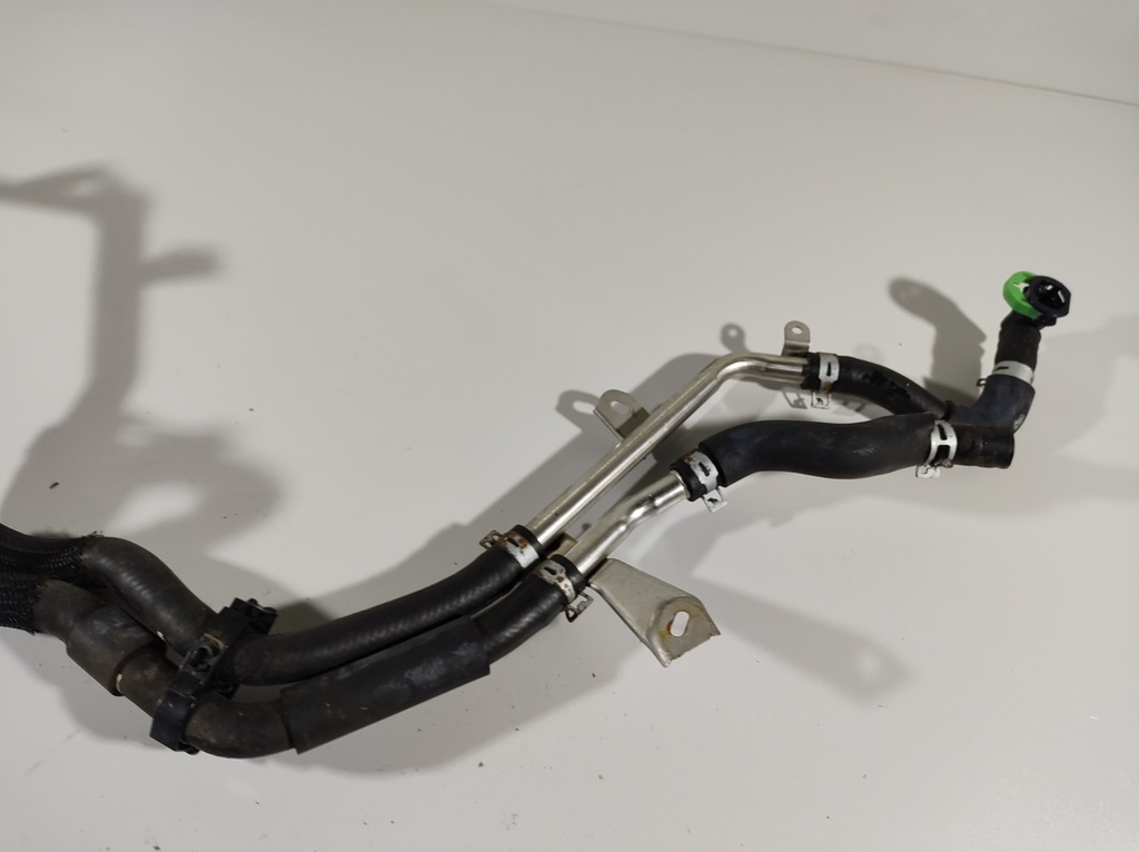 фото №9, Lexus is300h 13r wąż шланг wody