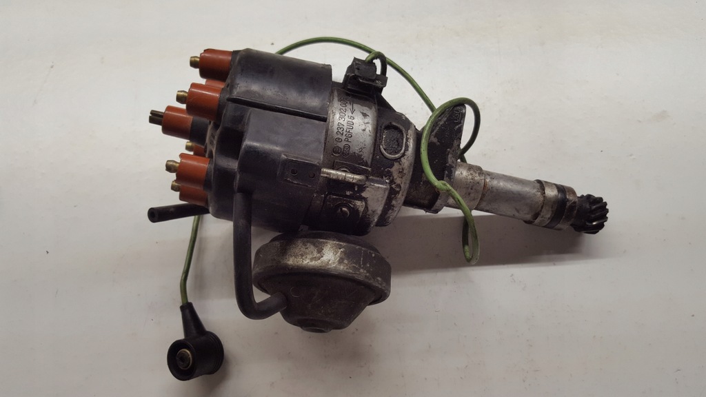 фото №1, Аппарат зажигание mercedes w116 w123 0237302005