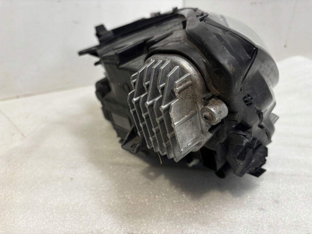 фото №9, Volvo s90, v90 32342465 перед сторона права лампа передня фара