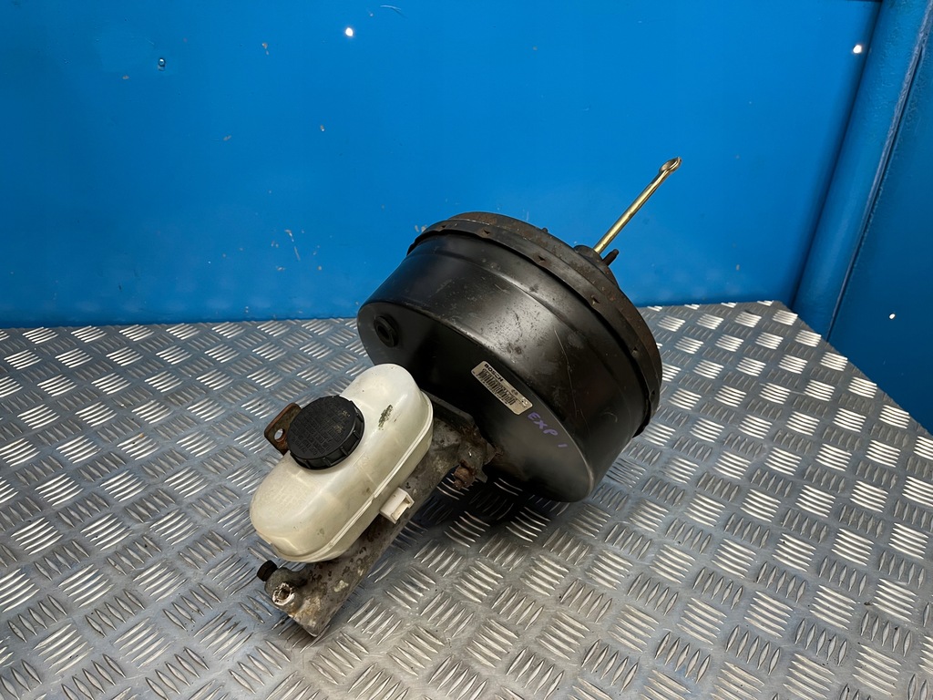 фото №1, Ford expedition i 98- усилитель тормозов насос тормозная