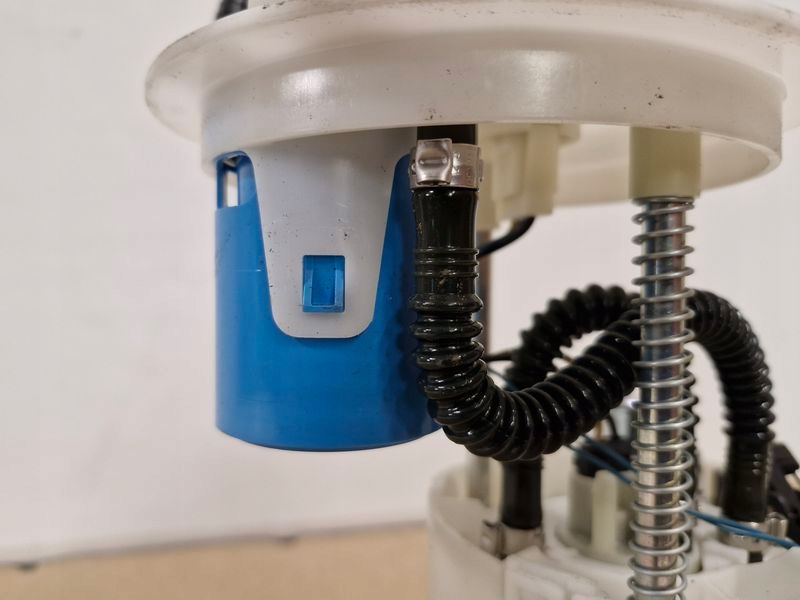 фото №7, Chevrolet hhr 2.4 b насос пального поплавок 15896776