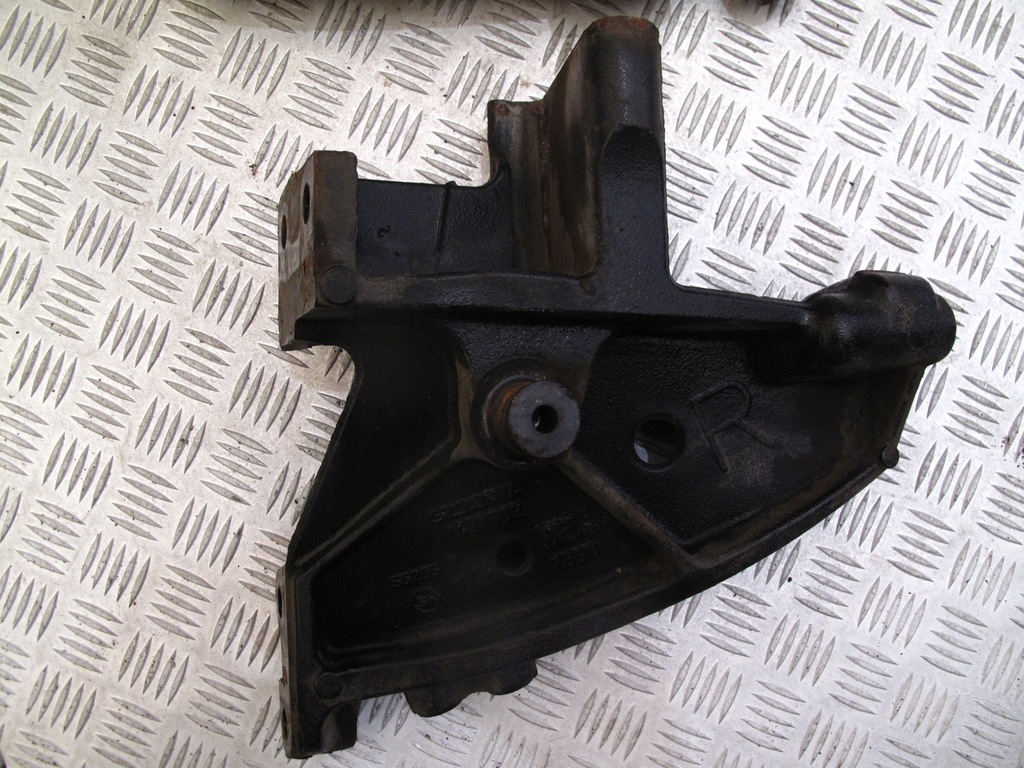 фото №1, Кронштейн балка бампера scania r