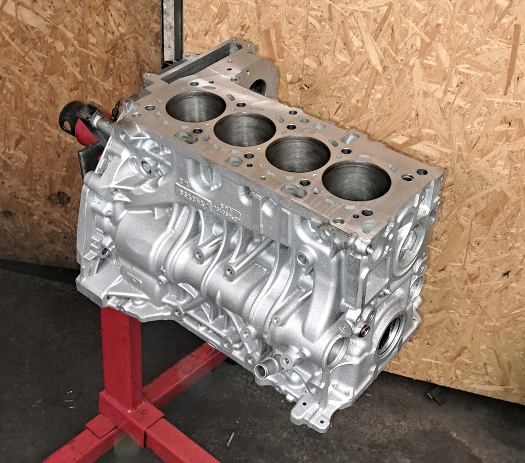 фото №1, Блок двигуна bmw n47d20d 218km