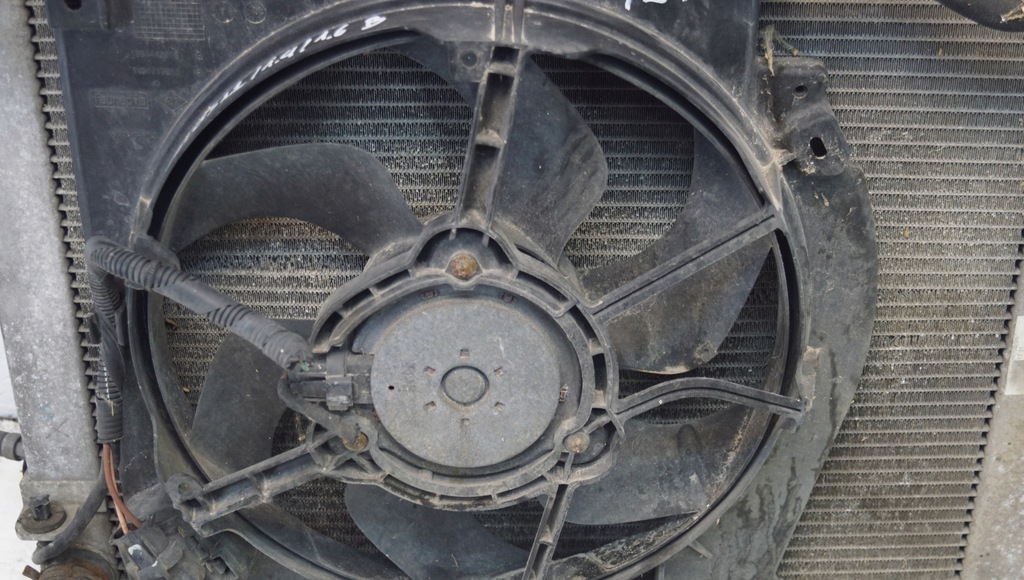 фото №6, Renault clio iii радиатор вентилятор 1.2 1.4