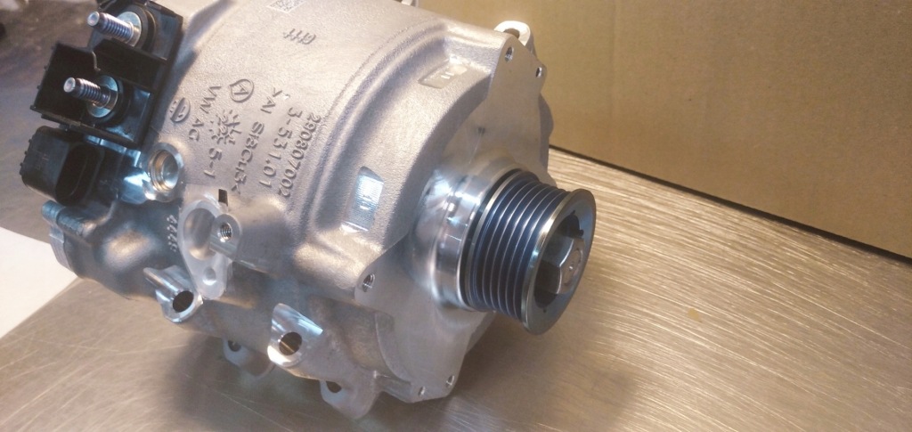 Audi оригінальний номер новий генератор стартер a4/5/6/7/8 q5/7 Оригінал