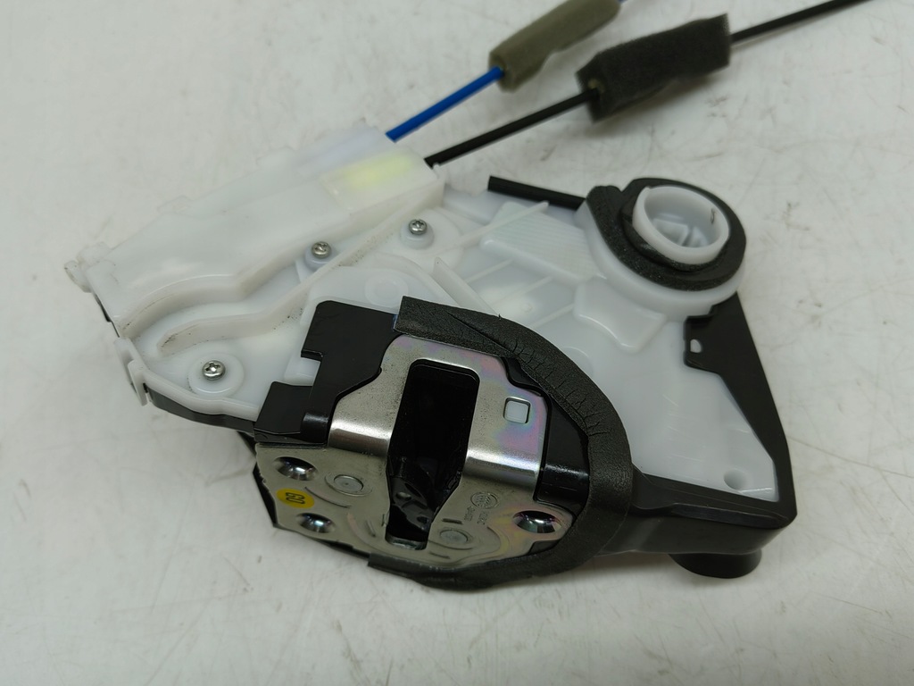 фото №3, Honda hr-v ii ru замок дверь правый перед 6pin