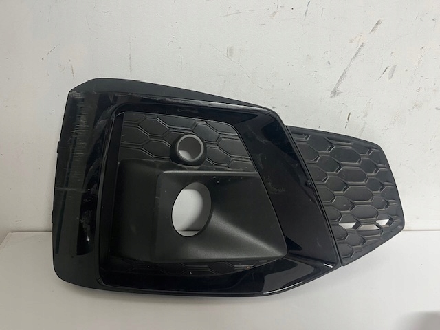 фото №1, Audi a5 s5 решітка бампера права s-line оригінал