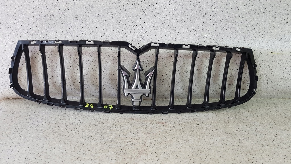фото №1, Maserati ghibli 2013 - 2017 решётка радиатора решётка радиатора 3407