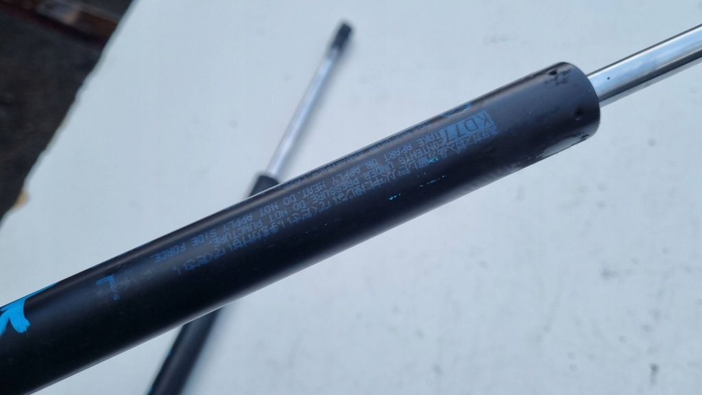 фото №4, Mazda cx-5 амортизатори кришки багажника задня комплект