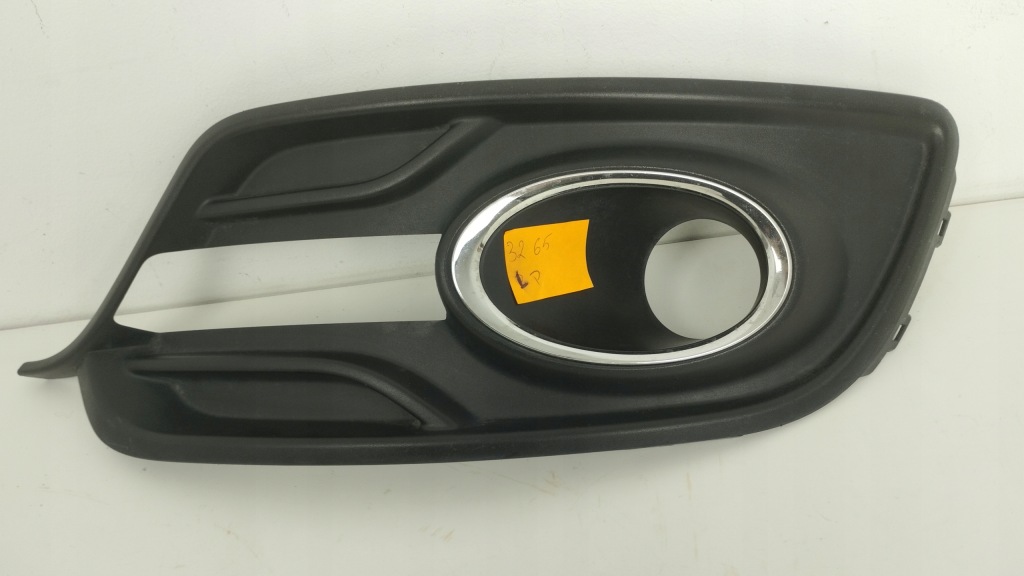 Решётка левая бампера перед renault megane 3 рестайлинг  261a32198r Доставка