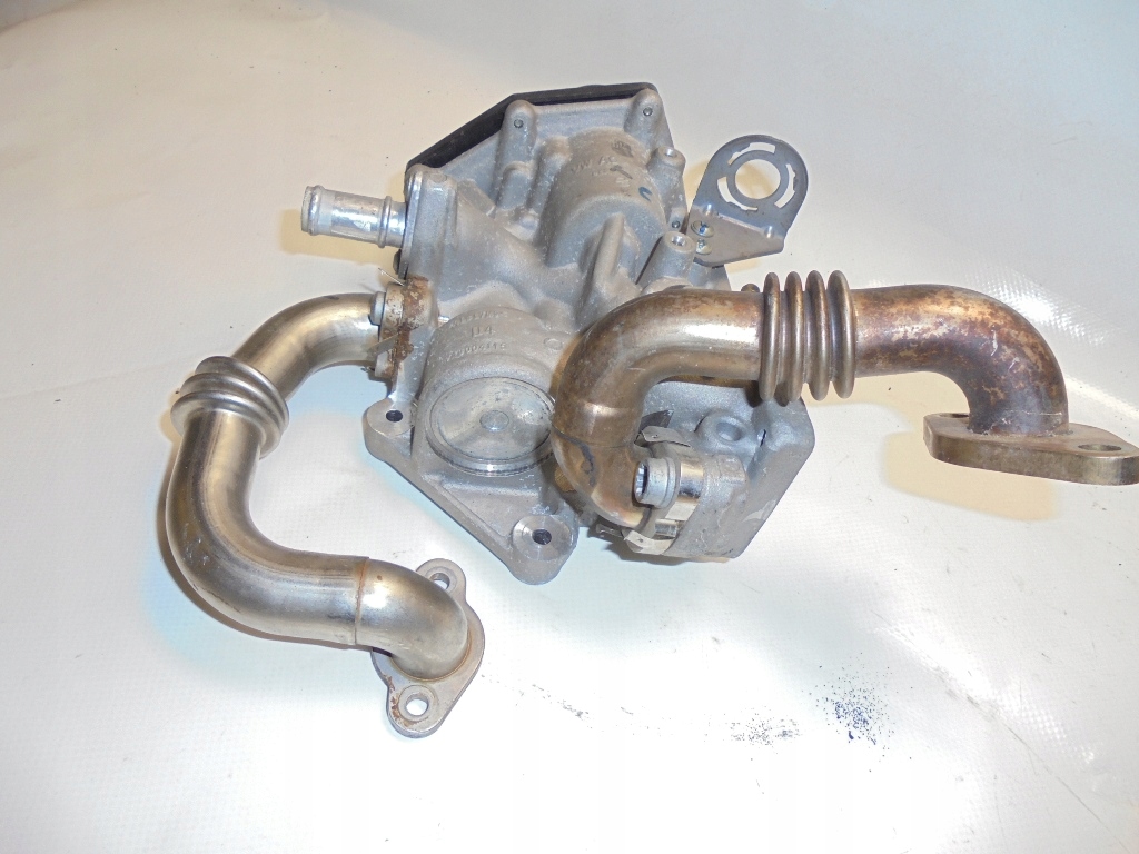 фото №9, Радиатор выхлопных газов клапан egr audi a4 b8 a5 8t lift q5 8r 2.0 tdi 03l131512cd