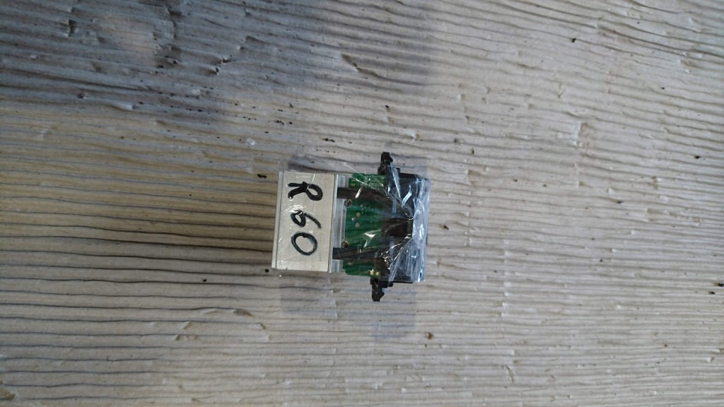 фото №1, Резистор резистор вентилятор вентилятора r55 r56 r60 r61 9286870