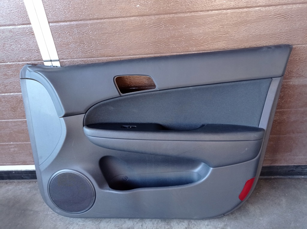 фото №1, Hyundai i30 i kombi cw обшивка правий задня