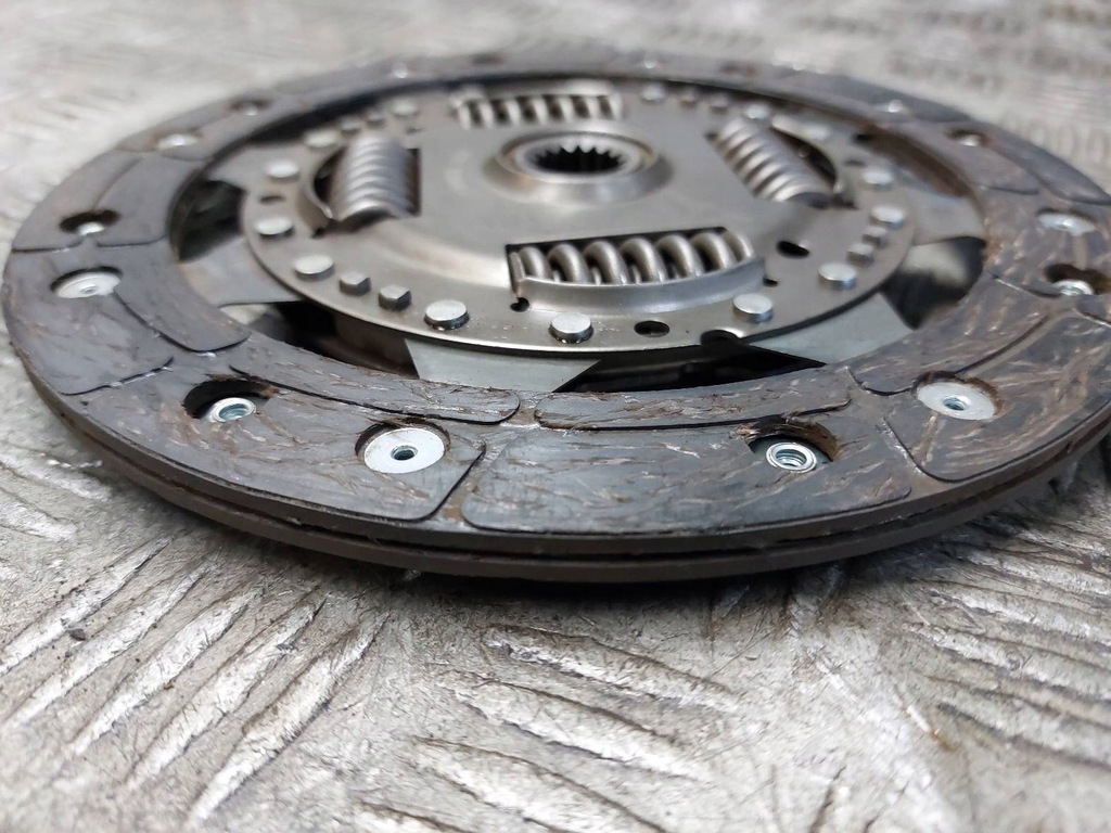 фото №7, Сцепление диск + прижим ford fusion i 1.6 16v