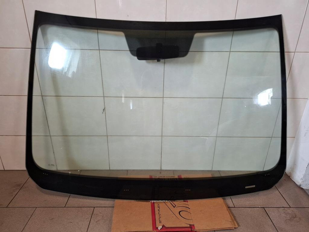 фото №1, Dacia sandero iii 21- стекло лобовое перед