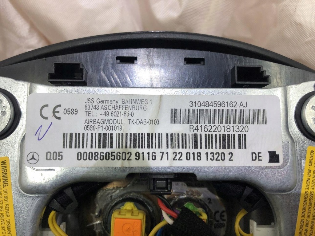 фото №12, Панель приладів панель приладів подушка безпеки ремені mercedes w204 europa