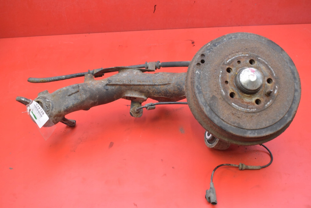 фото №1, Поворотный кулак ступица правая задняя opel combo d 1.3 cdti 90 km 11-20