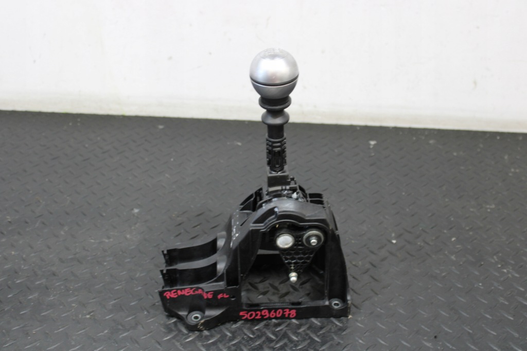 Купити Механізм перемикання передач куліса jeep renegade рестайлінг  50296078