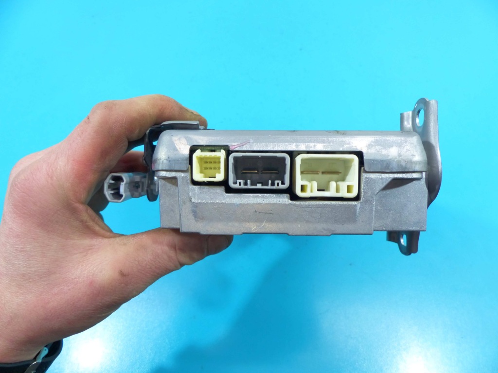 Блок керування модуль lexus ls iv 06-12 ls600h Оригінал