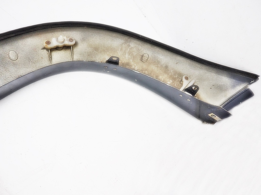 фото №6, Toyota 4runner накладка молдинг крыло правый перед