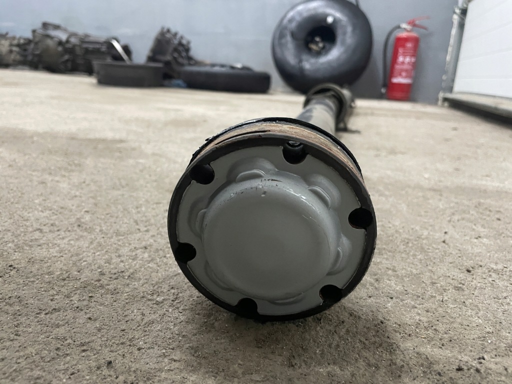 Wal привідний 7561683 bmw e60 рестайлінг  2,0d Зі Шроту