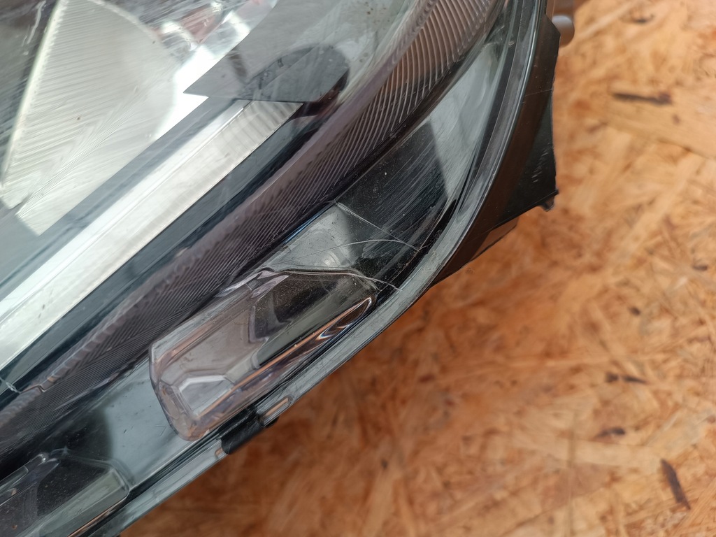 фото №14, Лампа лівий перед фара eu 260609367r dacia duster ii 2015- led