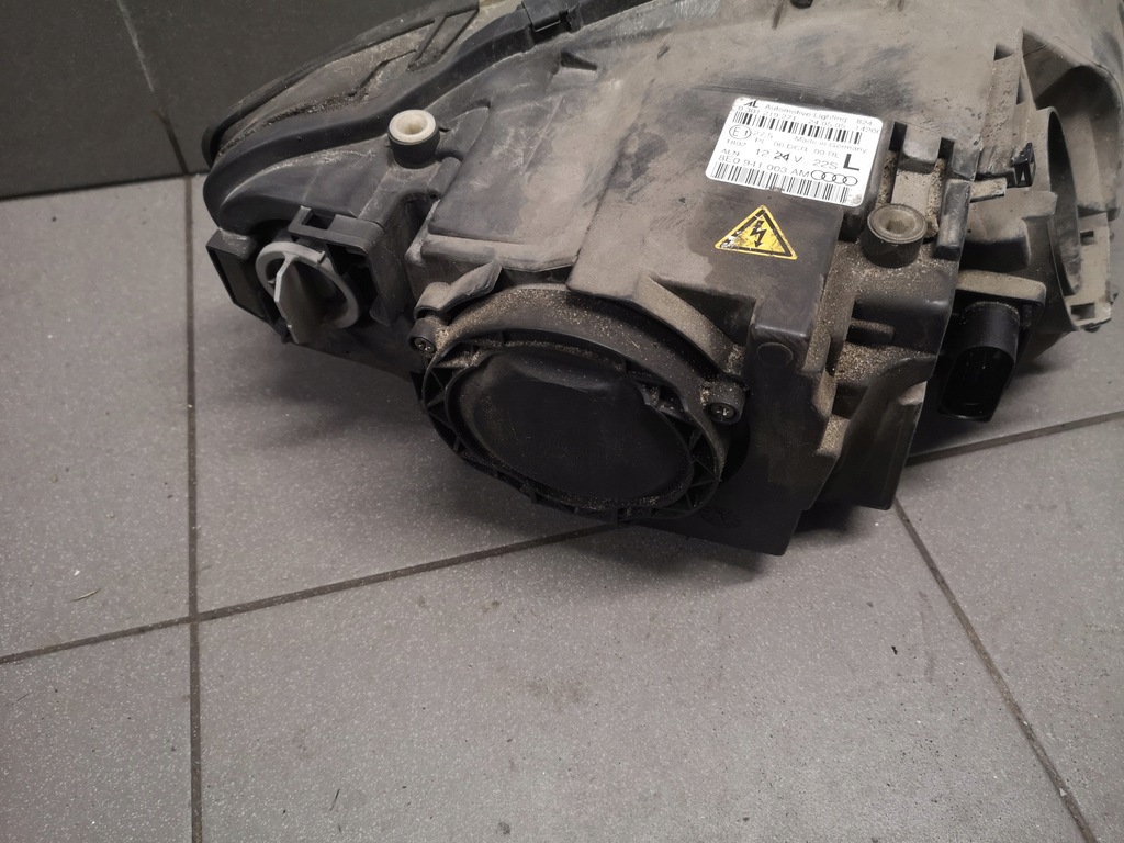 фото №11, Лампа ксенон левый перед audi a4 b7 eu 8e0941003am