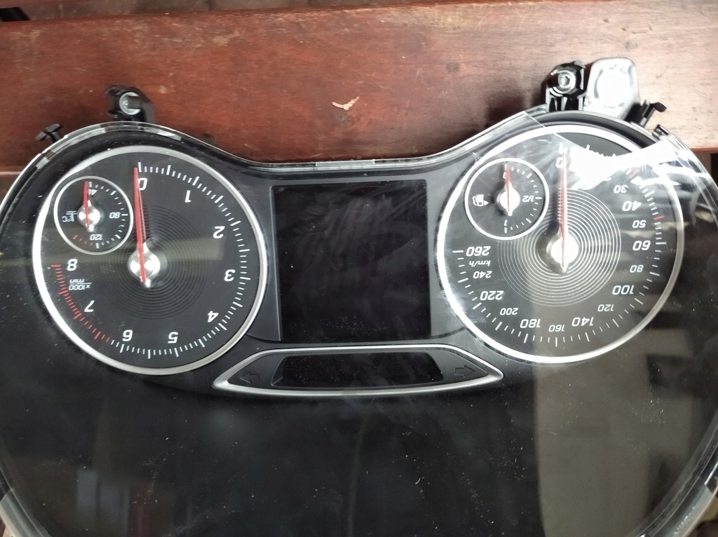 фото №9, Mercedes b 246 amg kpl kanap