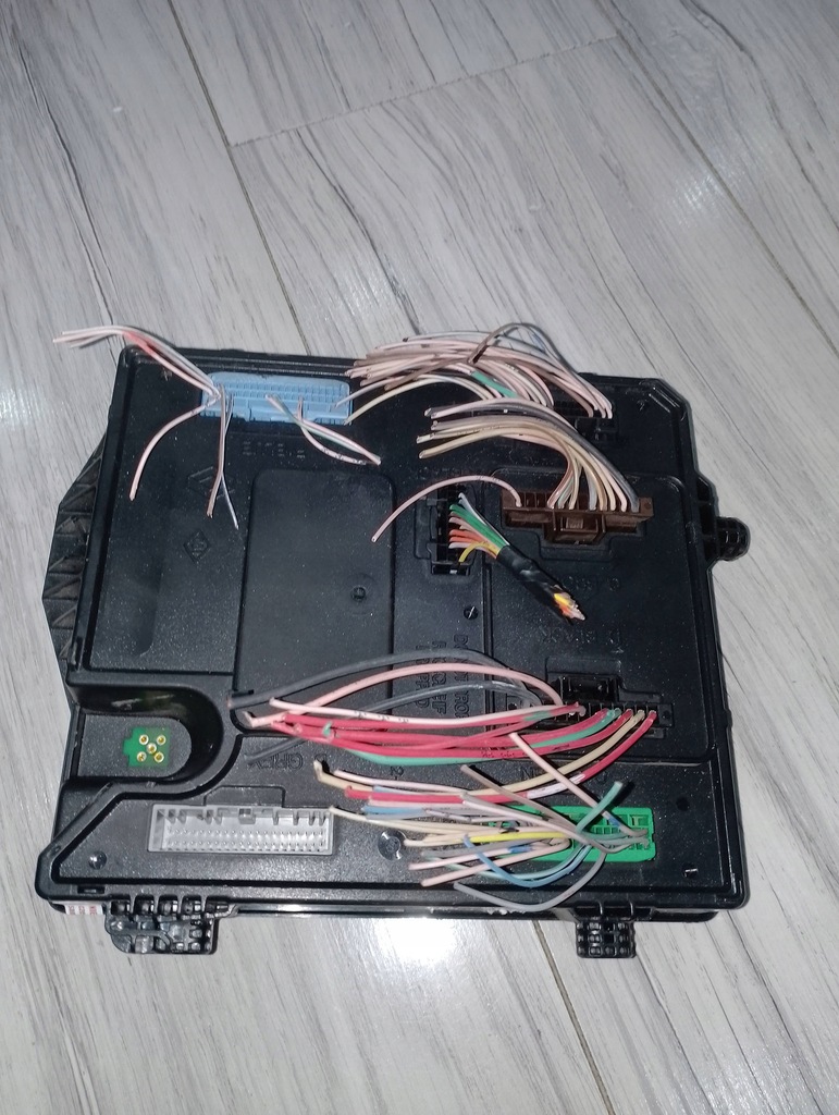 фото №1, Модуль bcm 95/38/10 284b17715r renault scenic ii