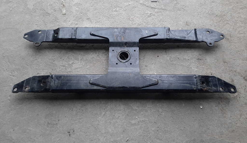 фото №4, Nissan titan xd 15- 5.0 d v8 кронштейн задний рамы задняя кронштейн балка рама