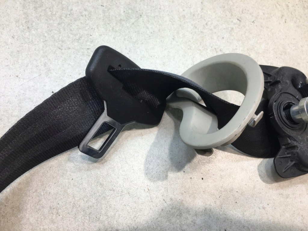 фото №9, Pas безопасности правый задняя 3 ряд discovery iii