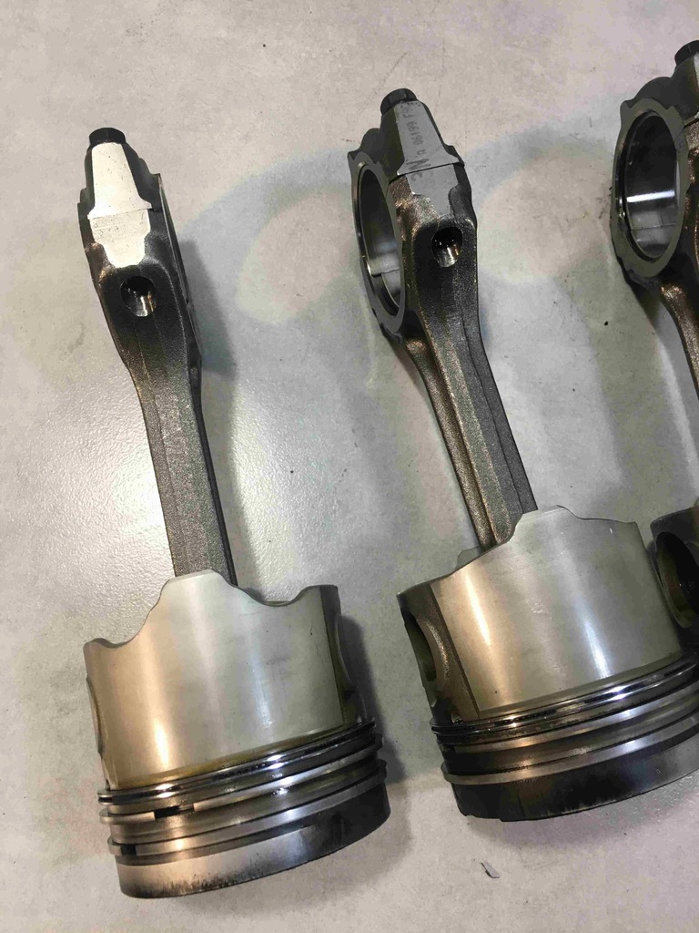 фото №9, Поршень шатун renault megane i 1.9 dti