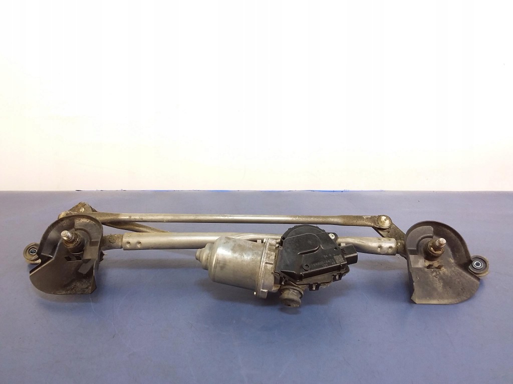 фото №1, Outlander iii механизм дворник перед