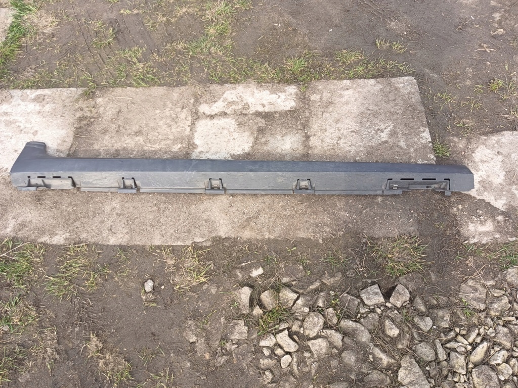 фото №1, Молдинг порог правая c3 iii 9813817380