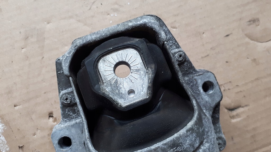 фото №9, A5 8t lift подушка двигателя 2.0 tdi a4 b8 q5 8k0199381an