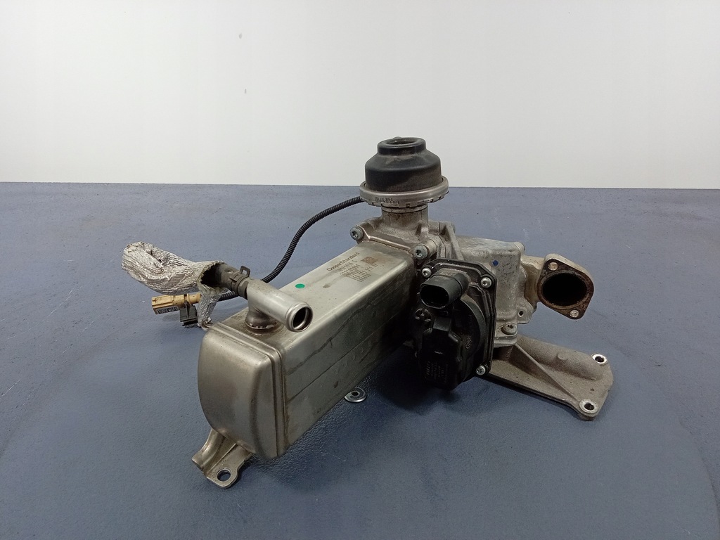 фото №1, Audi a4 b9 3.0 tdi радиатор egr 059131511bp