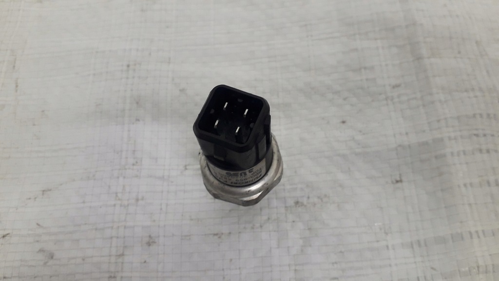 фото №6, Volkswagen оригінальний номер 8d0959482b датчик кондиціонера