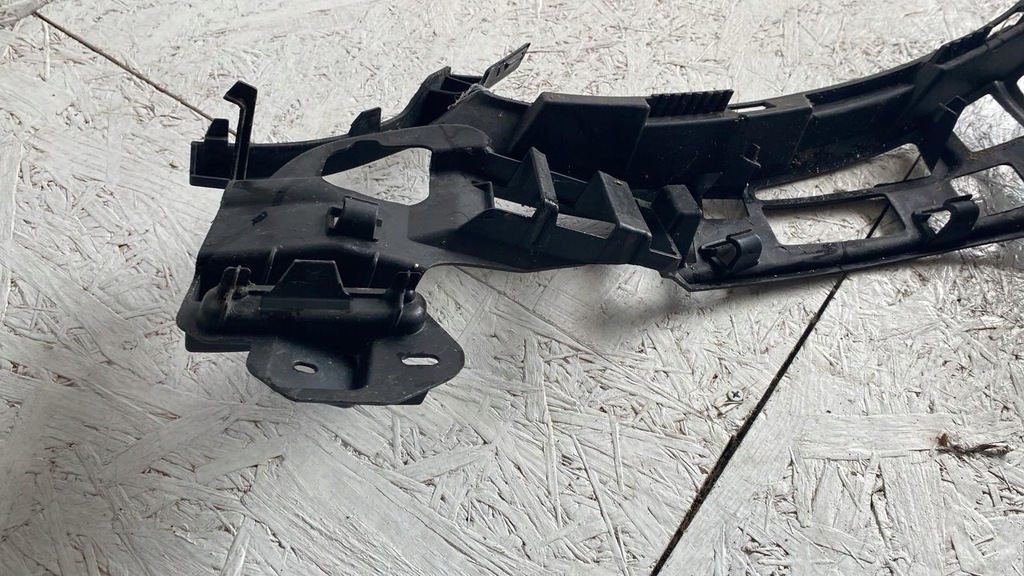 фото №6, Mercedes c w205 amg направляющая правый перед