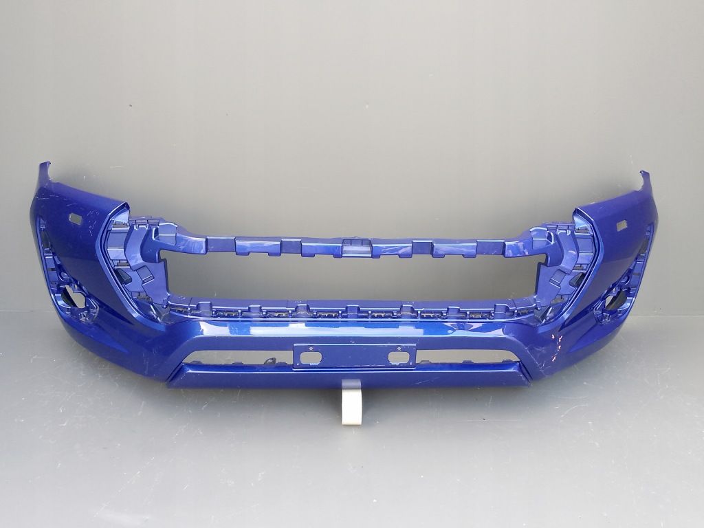 Toyota hilux viii 8 2016- бампер перед = Недорого