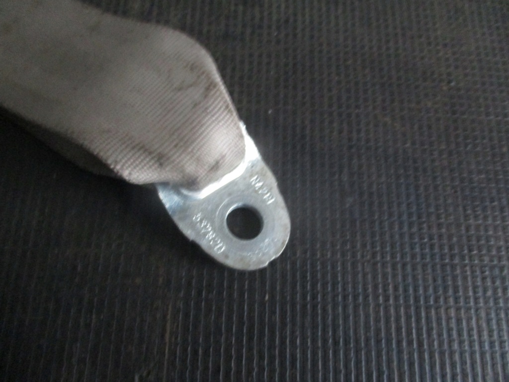 фото №7, Клипса задняя правая середина toyota sienna 03-09 56457a