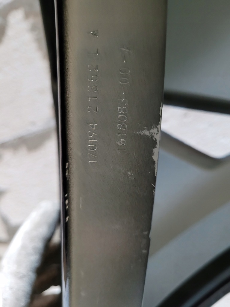 фото №8, Крила лівий перед tesla y