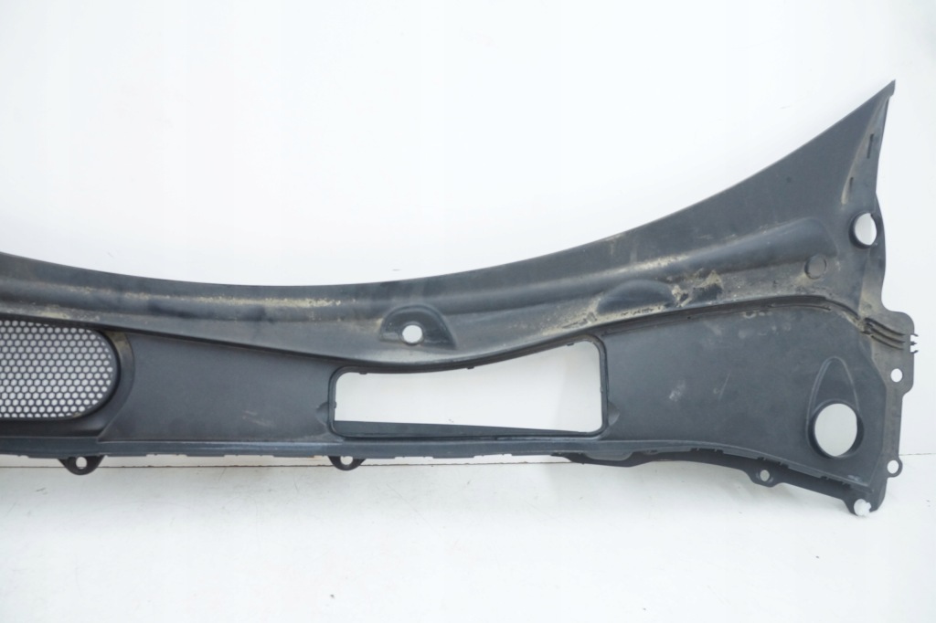 Жабо решётка впуск воздуха volvo s90 v90 31402275 в Украине