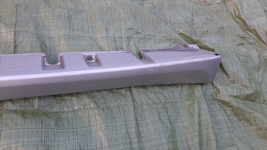 фото №10, Молдинг поріг права mitsubishi carisma lift