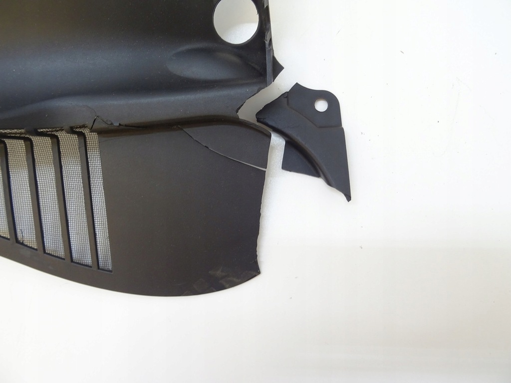 фото №7, Chevrolet corvette c5 жабо прокладка молдинг скло